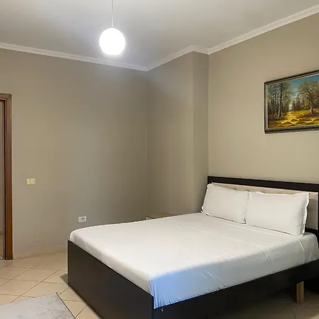 Beachfront Апартаменты *